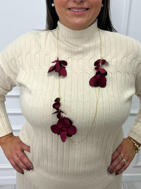 Naszyjnik  płatki kwiatów na złotym łańcuszku